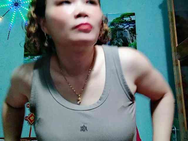 Linhanhsex2k webcam