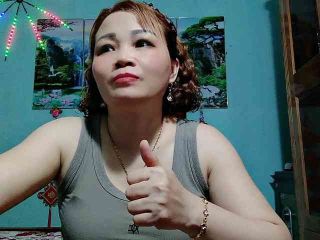 Linhanhsex2k webcam