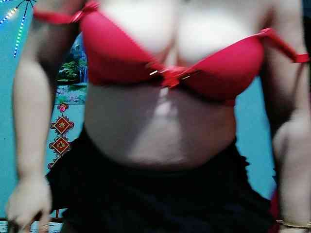 Linhanhsex2k webcam