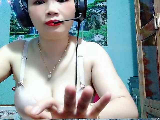Linhanhsex2k webcam