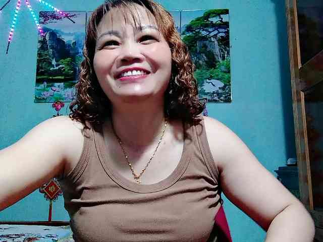 Linhanhsex2k webcam