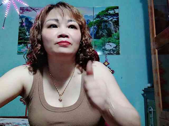 Linhanhsex2k webcam