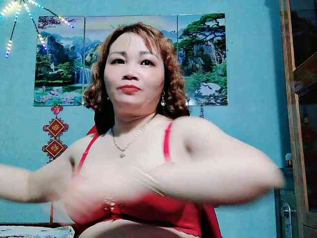 Linhanhsex2k webcam
