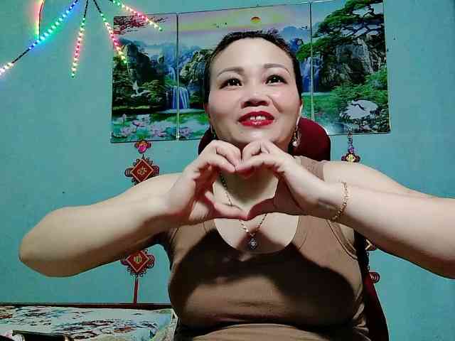 Linhanhsex2k webcam