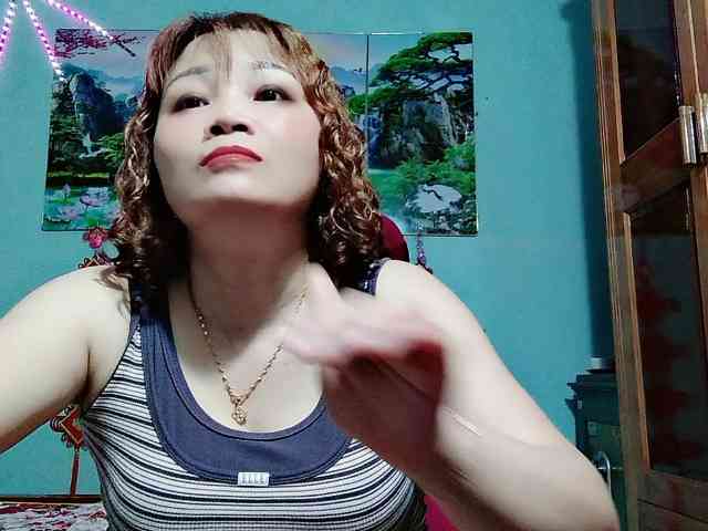 Linhanhsex2k webcam
