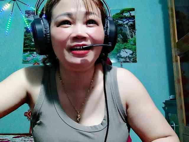 Linhanhsex2k webcam