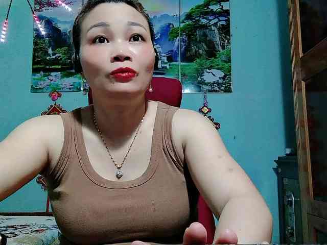 Linhanhsex2k webcam