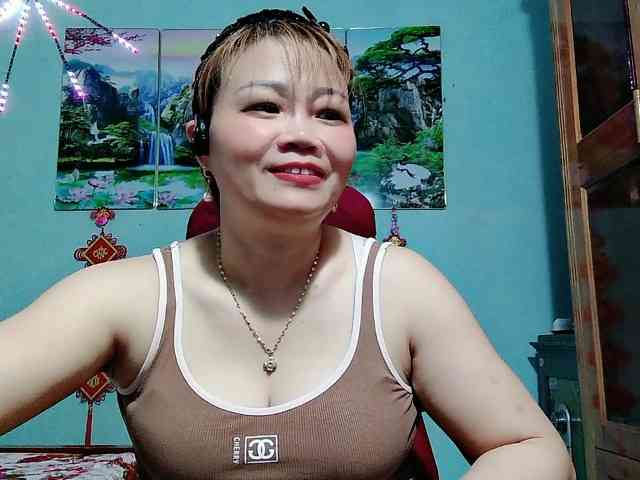 Linhanhsex2k webcam