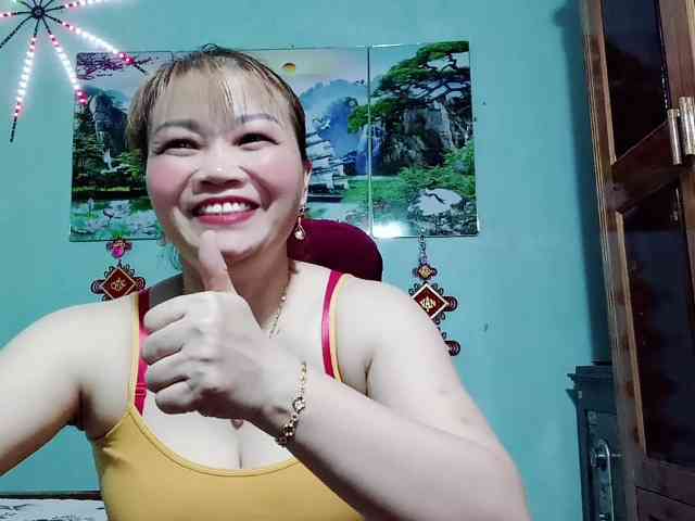 Linhanhsex2k webcam