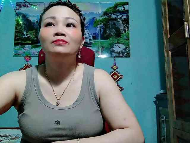 Linhanhsex2k webcam