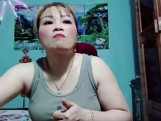 Linhanhsex2k webcam
