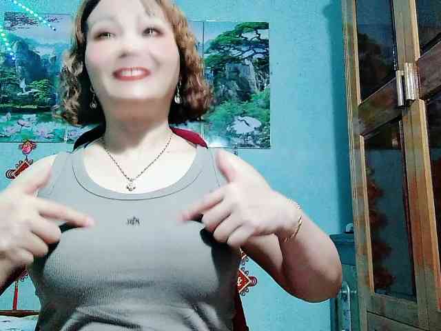 Linhanhsex2k webcam