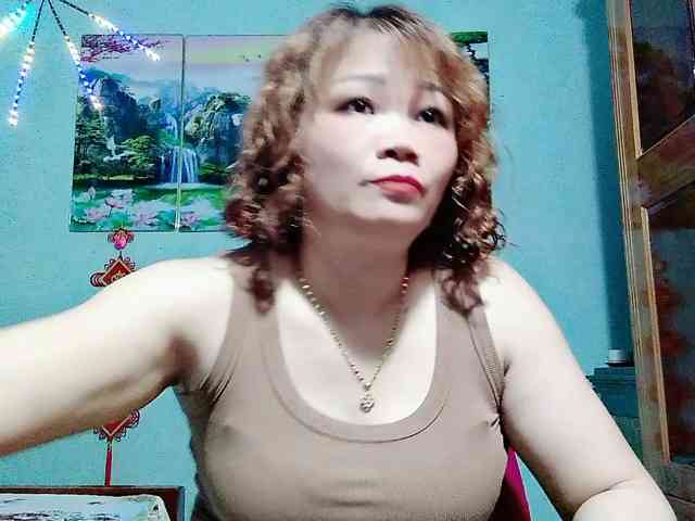 Linhanhsex2k webcam