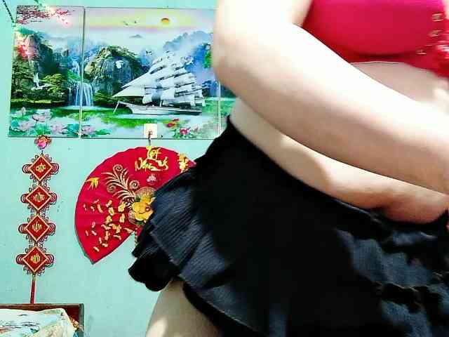 Linhanhsex2k webcam