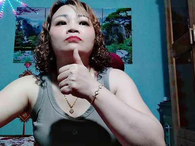 Linhanhsex2k webcam