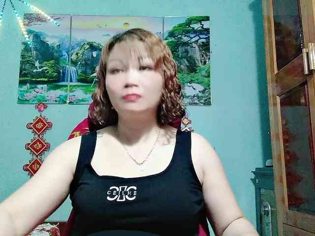 Linhanhsex2k webcam