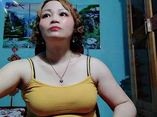 Linhanhsex2k webcam