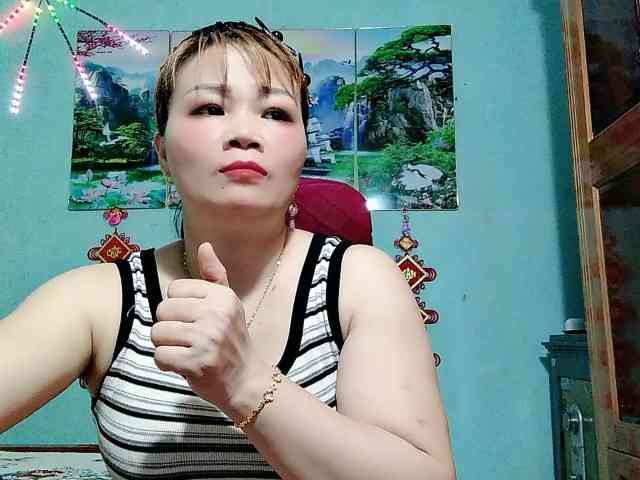 Linhanhsex2k webcam