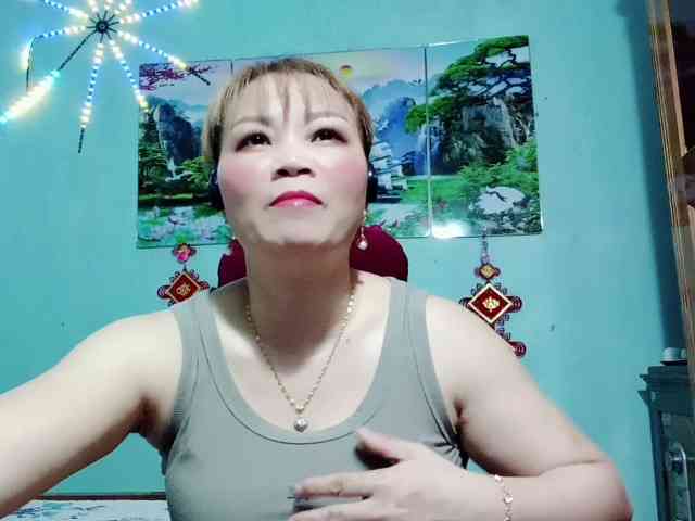 Linhanhsex2k webcam