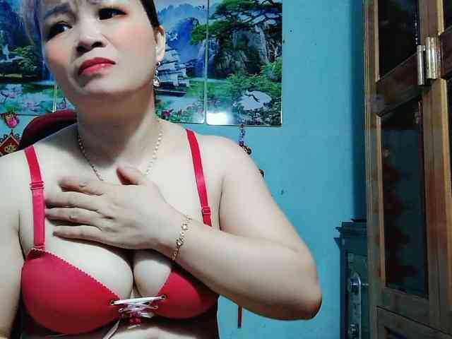 Linhanhsex2k webcam
