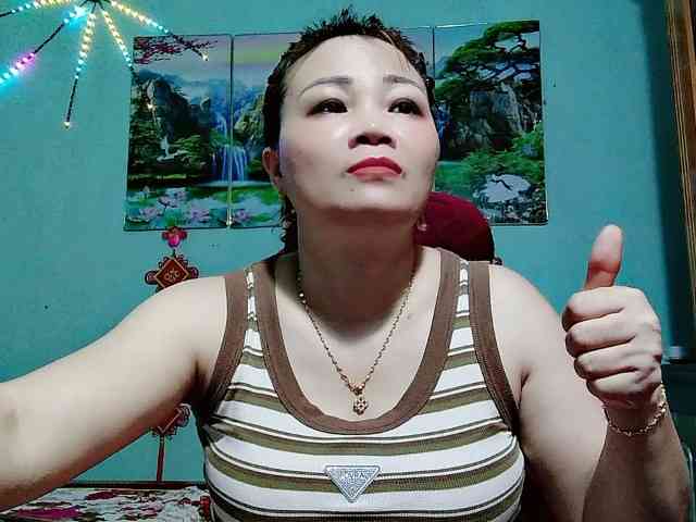 Linhanhsex2k webcam