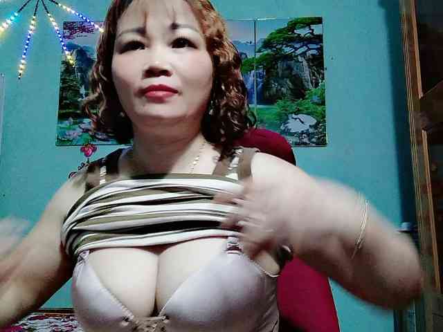 Linhanhsex2k webcam