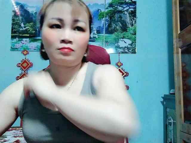 Linhanhsex2k webcam
