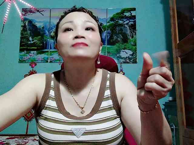 Linhanhsex2k webcam