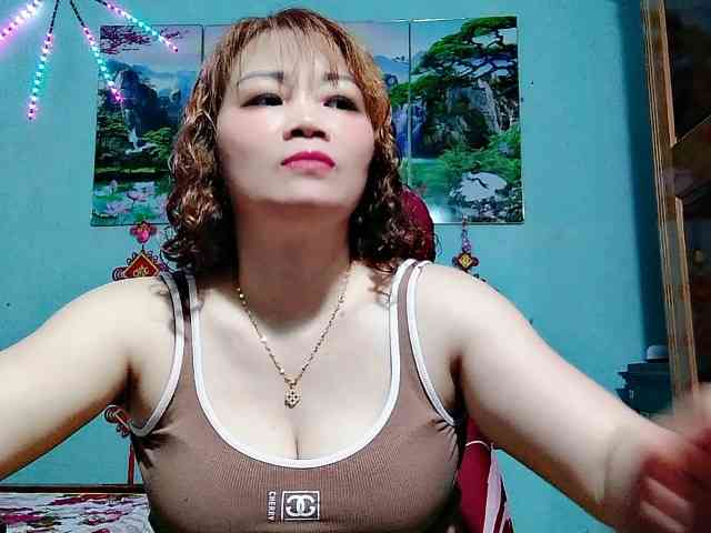 Linhanhsex2k webcam