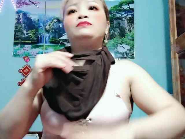 Linhanhsex2k webcam
