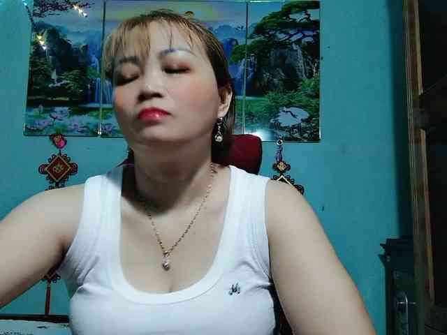 Linhanhsex2k webcam