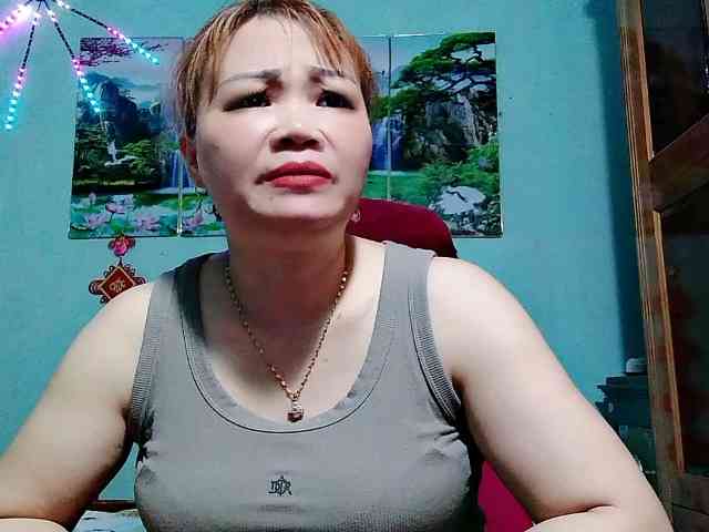 Linhanhsex2k webcam