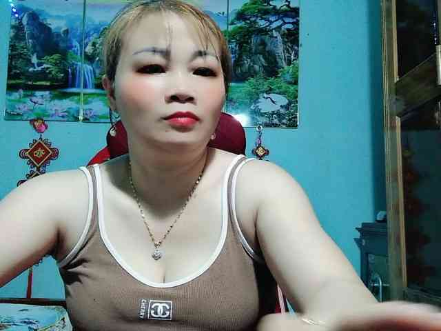 Linhanhsex2k webcam