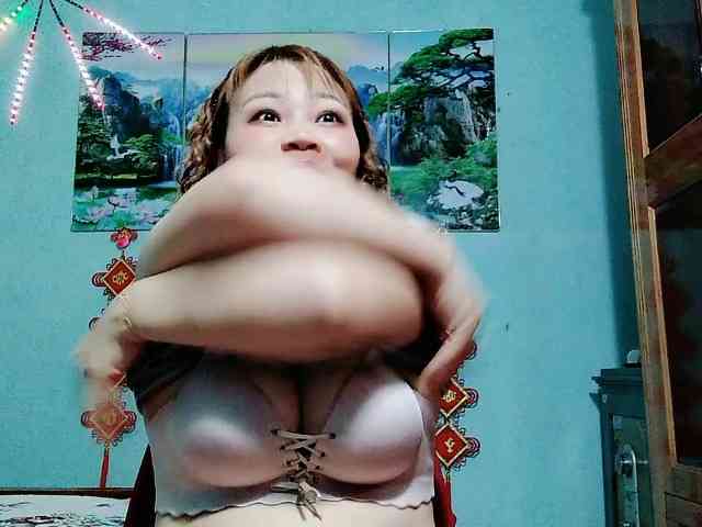 Linhanhsex2k webcam
