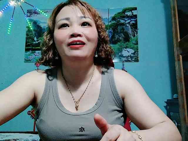 Linhanhsex2k webcam