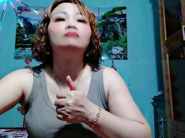 Linhanhsex2k webcam