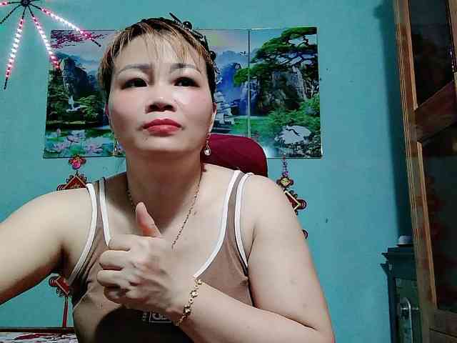 Linhanhsex2k webcam