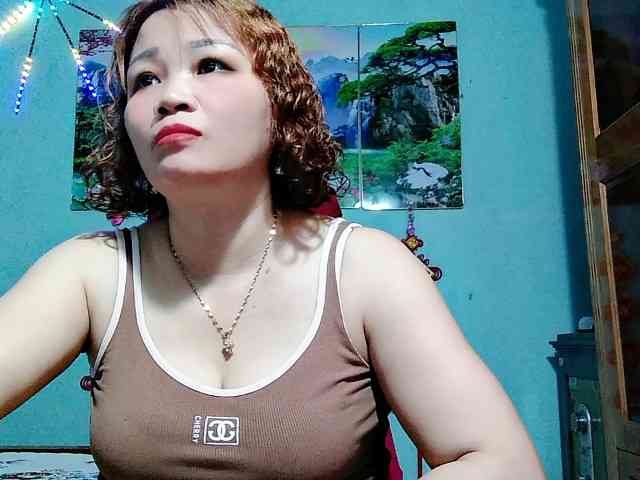 Linhanhsex2k webcam