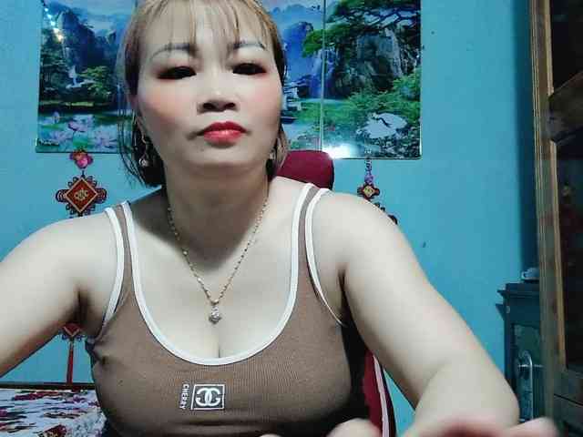 Linhanhsex2k webcam