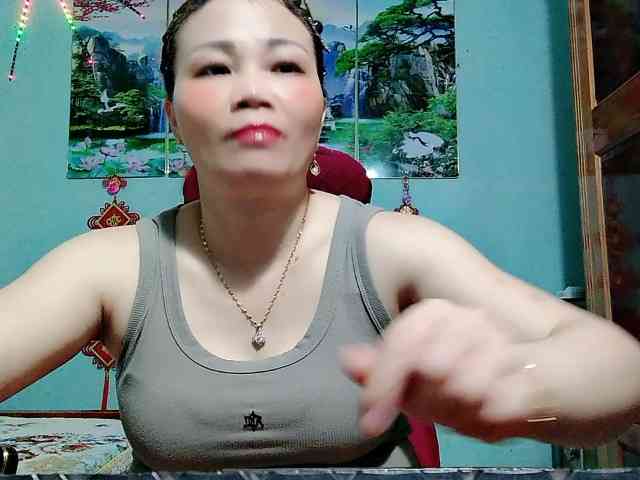 Linhanhsex2k webcam