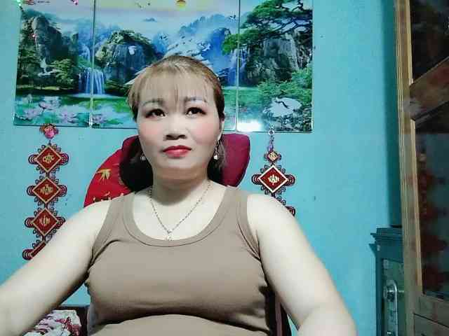 Linhanhsex2k webcam