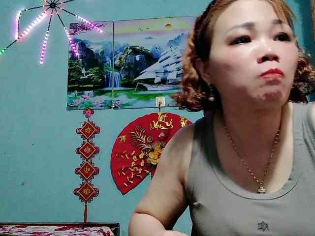 Linhanhsex2k webcam