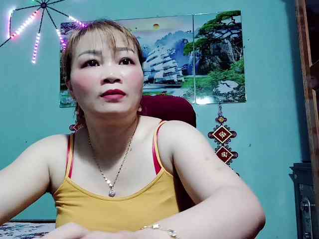 Linhanhsex2k webcam