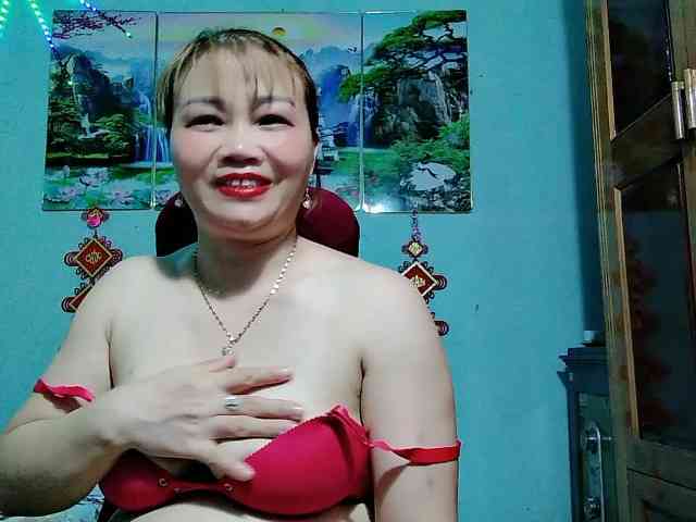Linhanhsex2k webcam