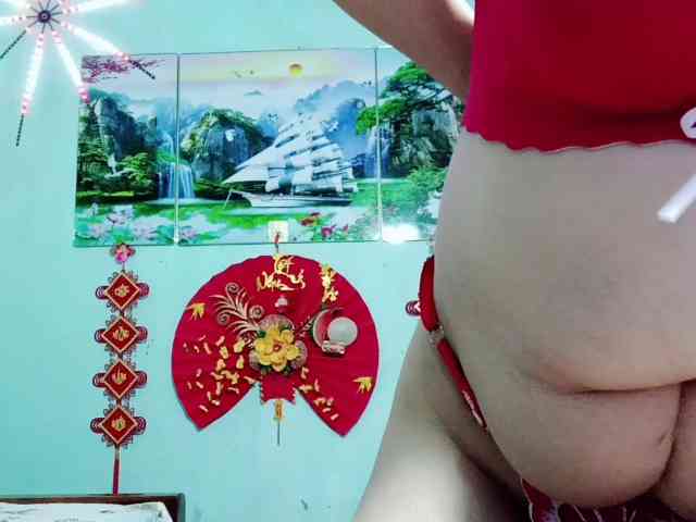 Linhanhsex2k webcam