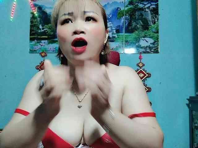 Linhanhsex2k webcam