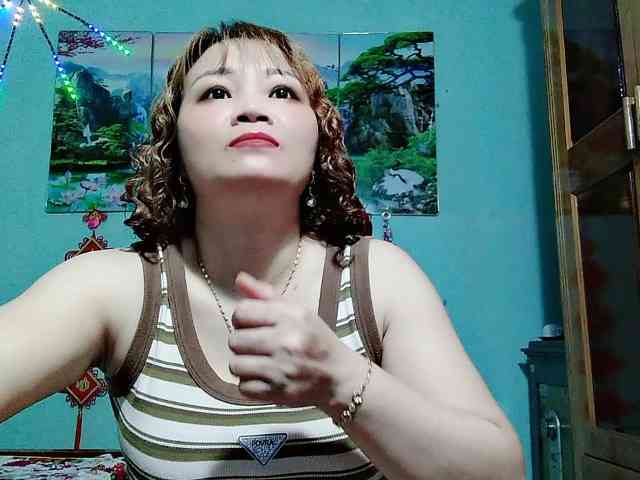 Linhanhsex2k webcam