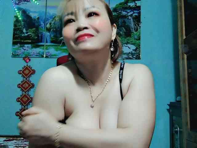 Linhanhsex2k webcam