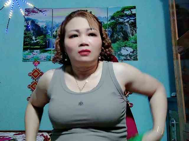 Linhanhsex2k webcam