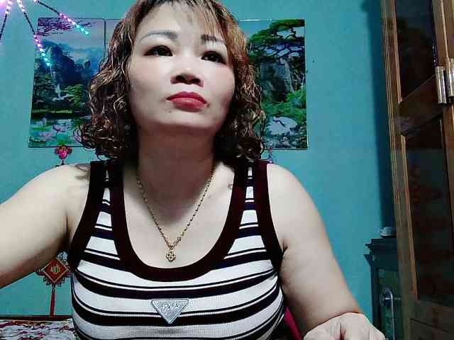 Linhanhsex2k webcam